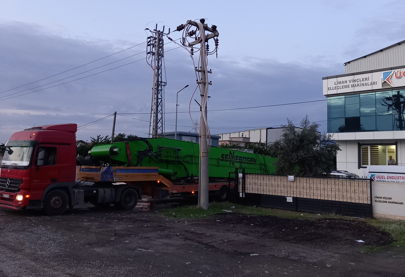 880 ANA BOOM REVİZYONU