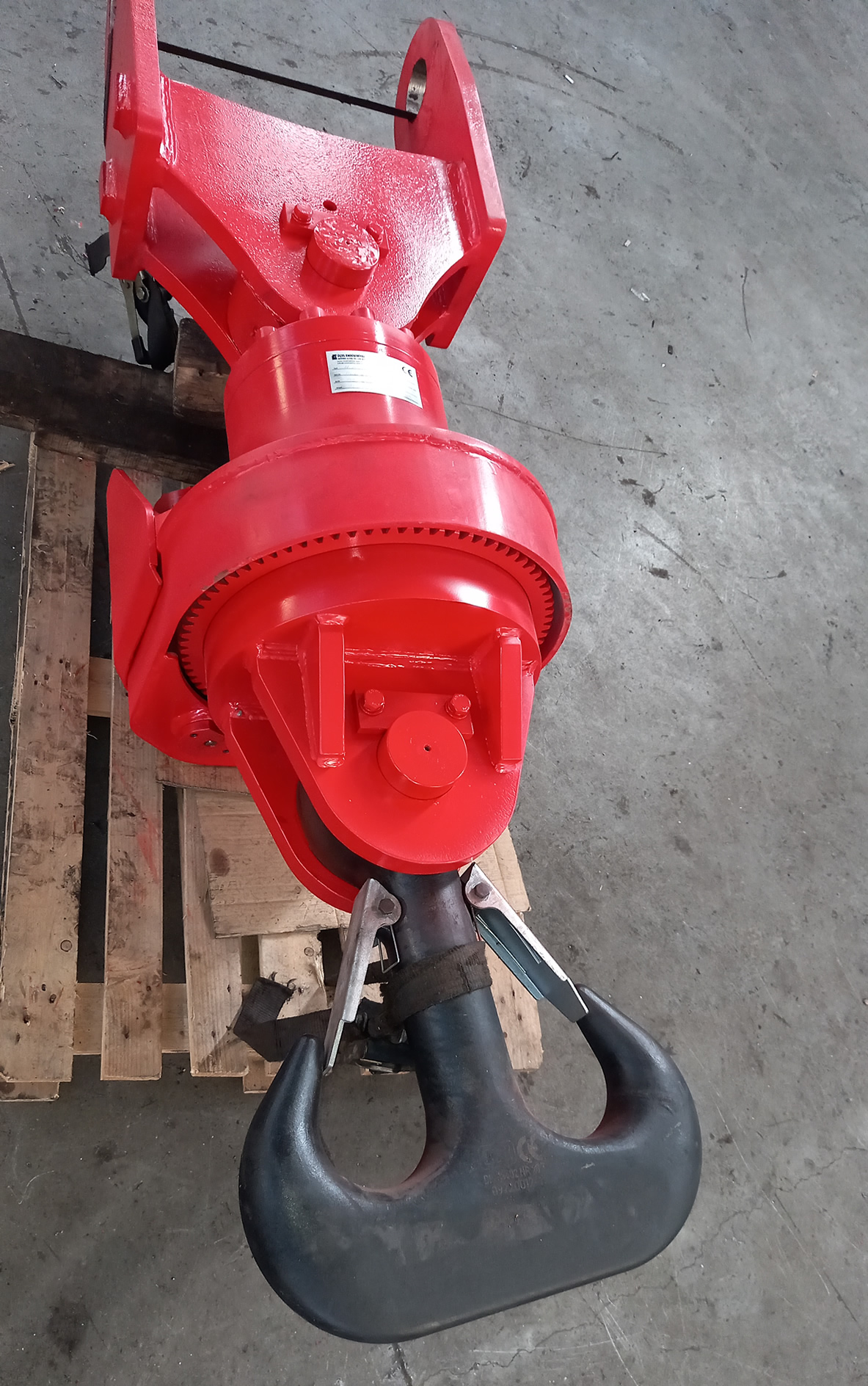 HİDROLİK DÖNERLİ YÜK KOÇALARI