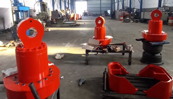 HİDROLİK DÖNERLİ YÜK KOÇALARI